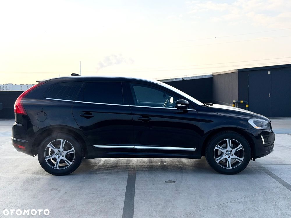 Volvo XC 60 D5 AWD Summum - 8