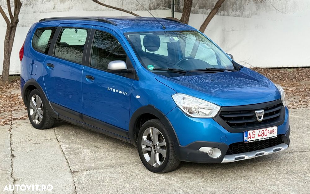 Dacia Lodgy TCe 115 Stepway - 19