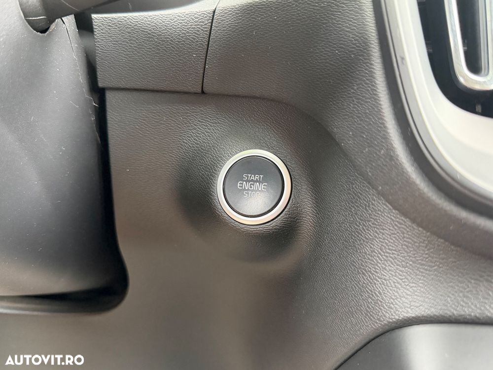 Volvo XC 40 D3 Base - 25