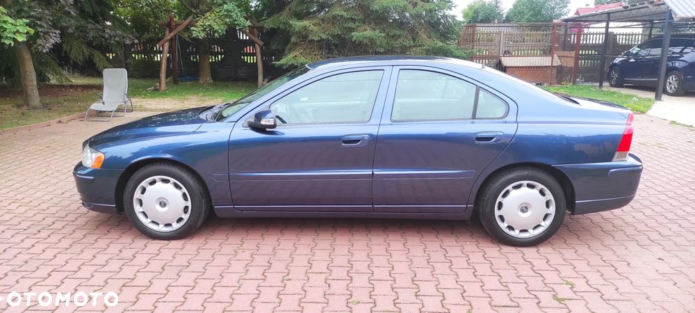 Volvo S60 2.4 Momentum - 6