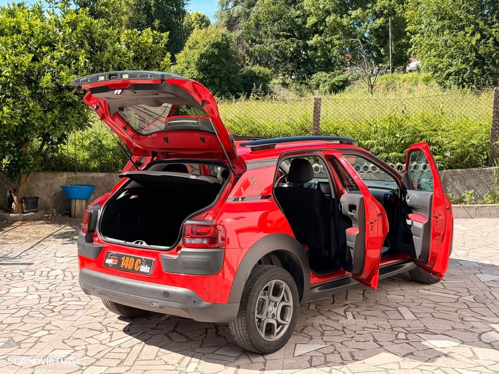 Citroën C4 Cactus 1.2 PureTech Shine EAT6 - 7