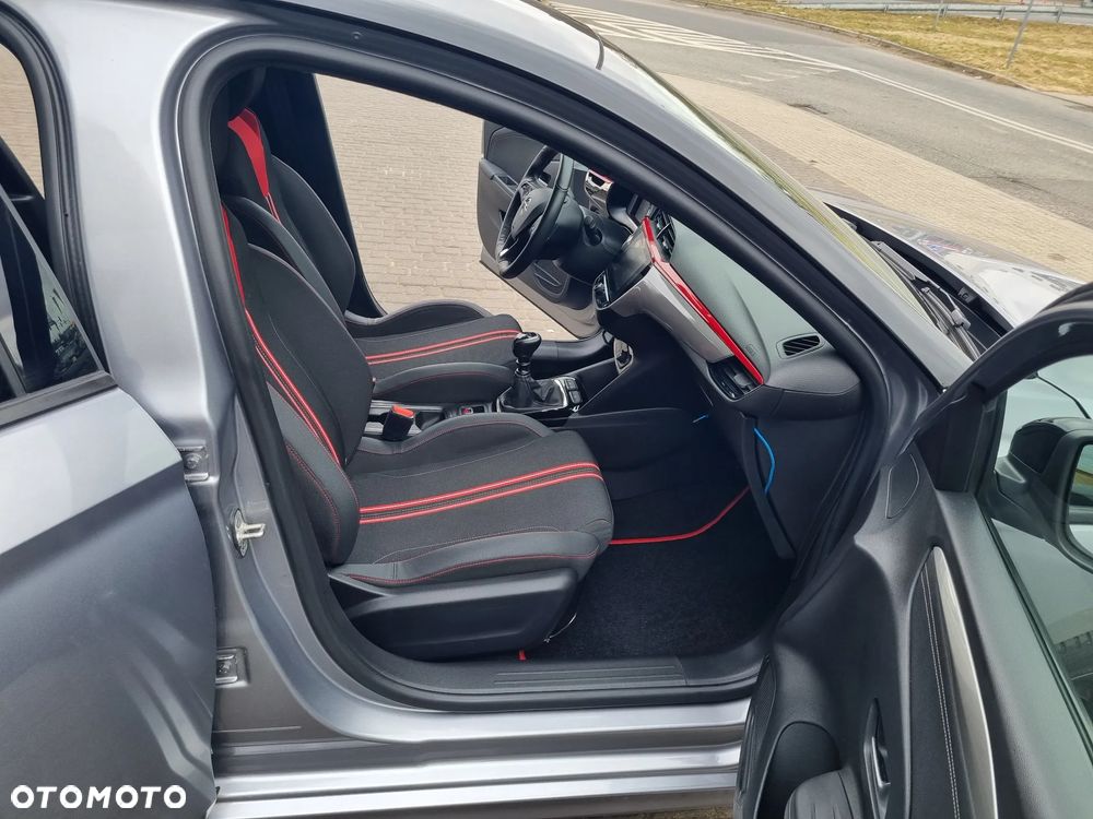 Opel Corsa 1.2 Direct Injection Turbo GS - 9