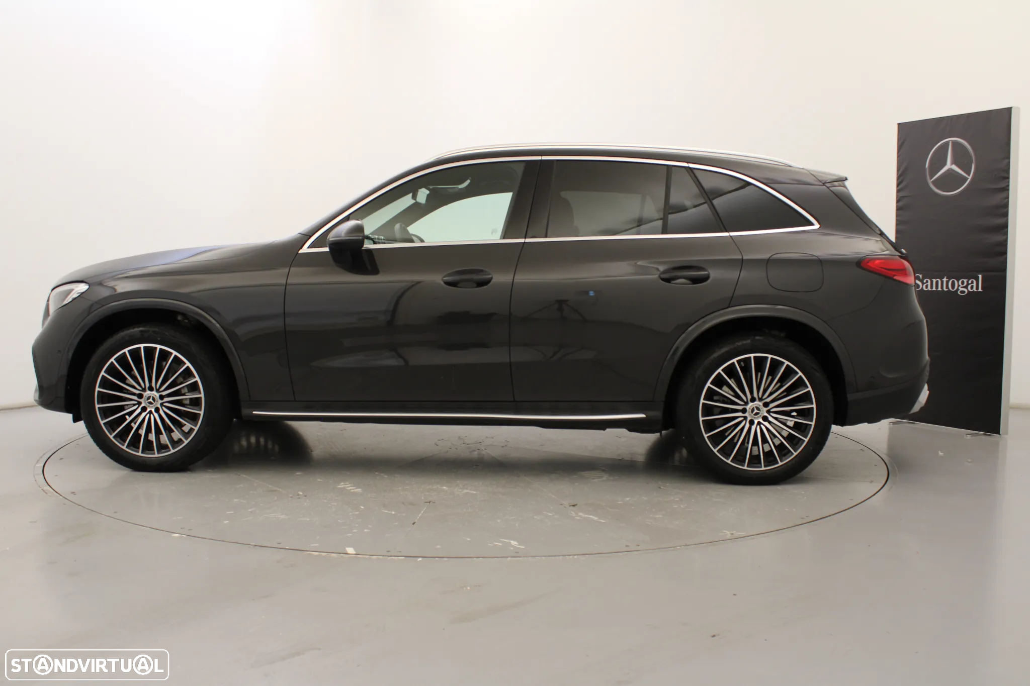 Mercedes-Benz GLC 300 de 4Matic - 12
