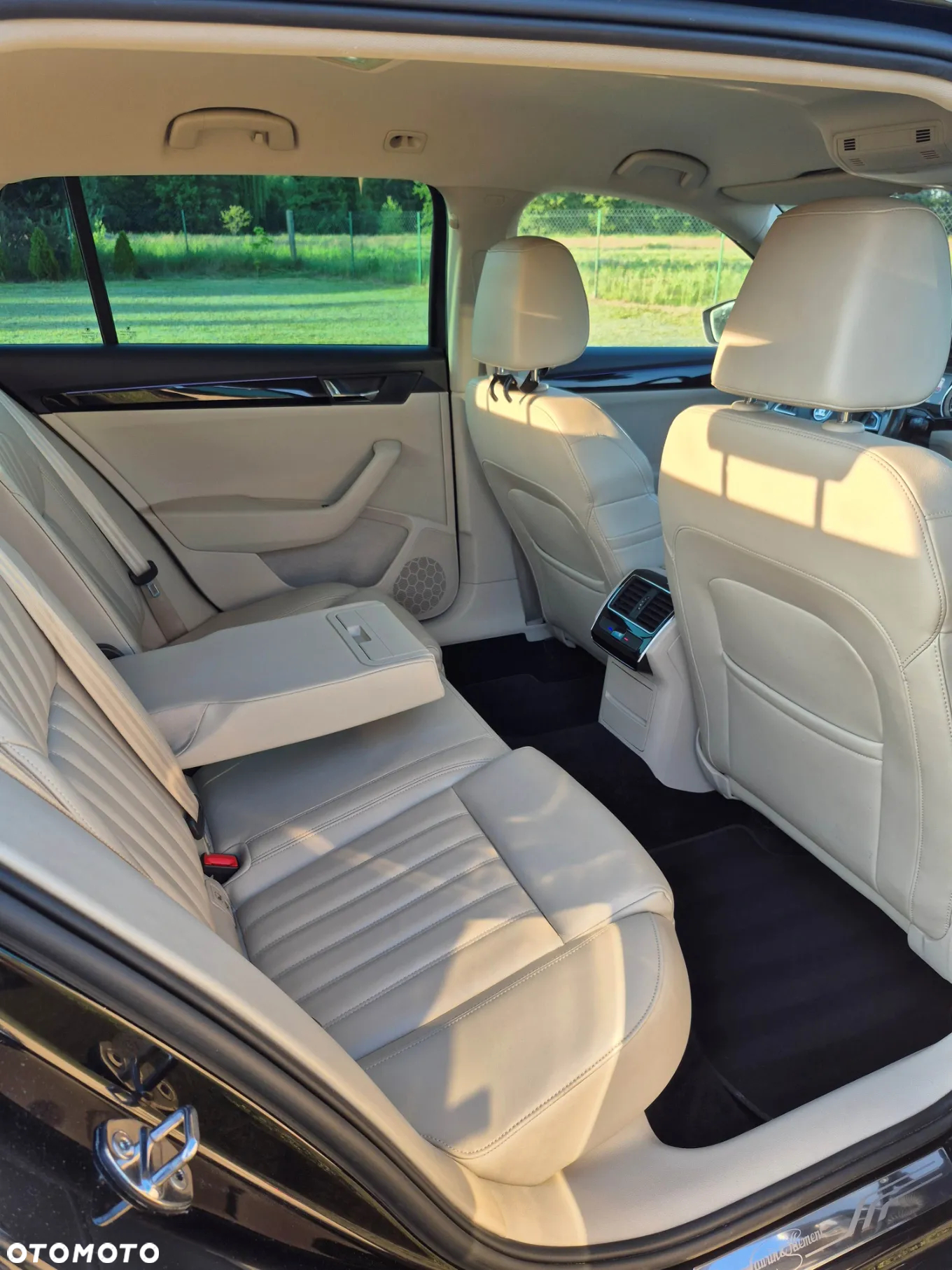 Skoda Superb 2.0 TDI 4x4 L&K DSG - 9