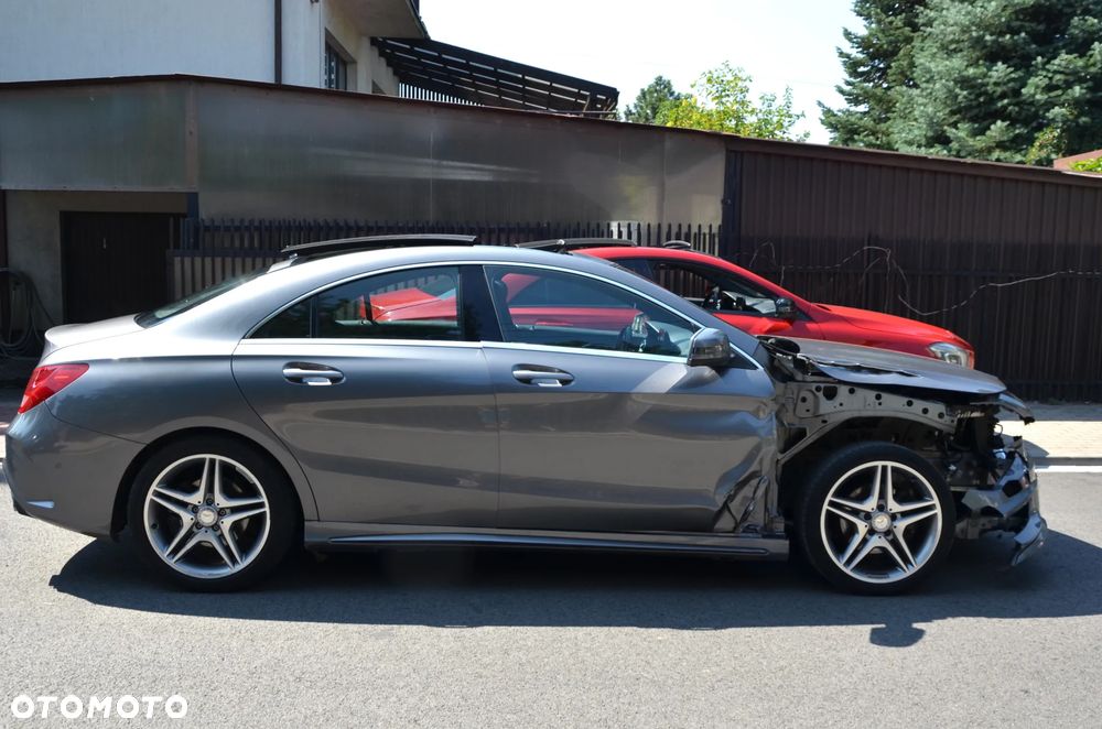 Mercedes-Benz CLA 200 CDI AMG Line - 24