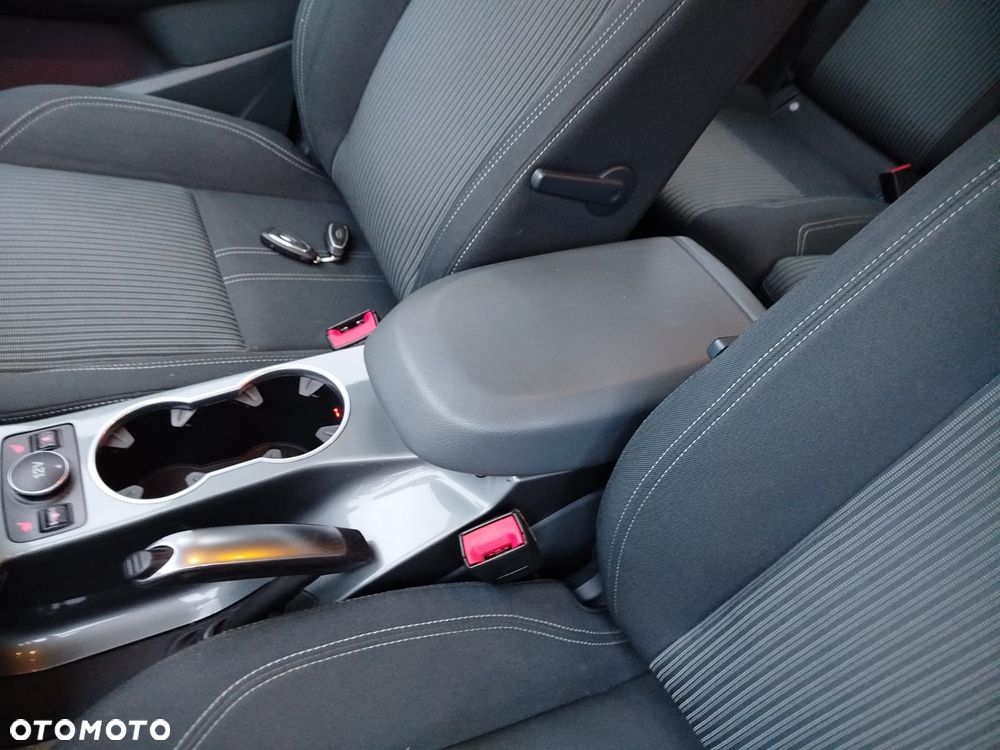 Ford C-MAX - 18