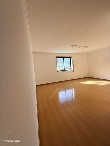 Apartamento T2 santa clara Lisboa - Grande imagem: 5/12