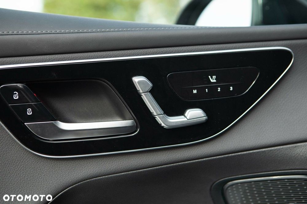 Mercedes-Benz GLC - 18