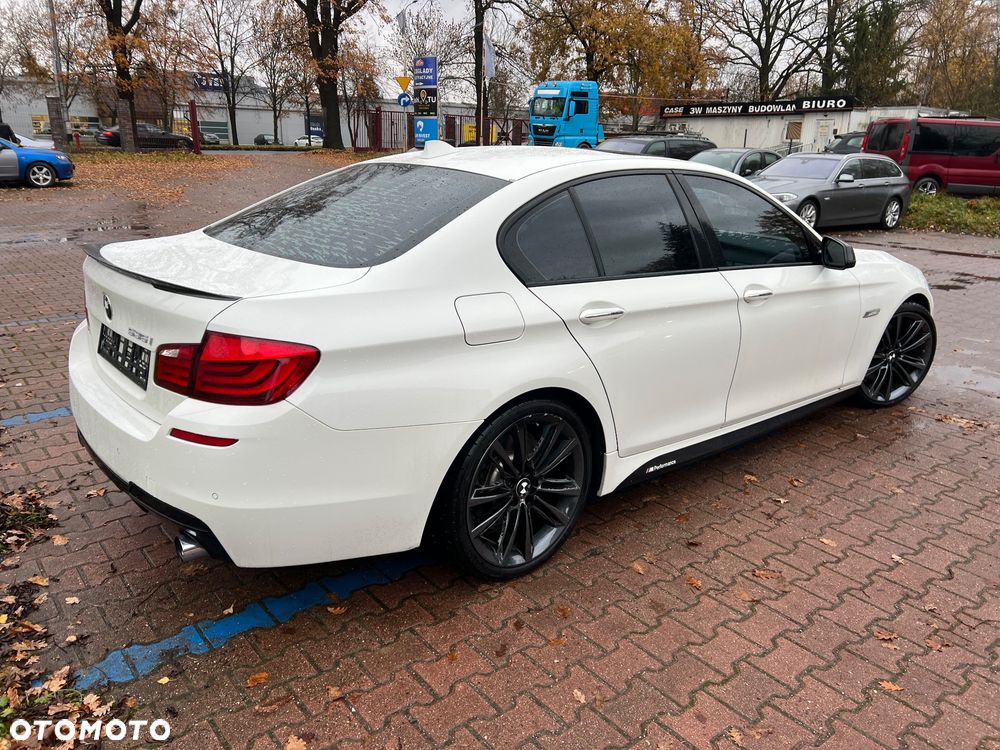 BMW Seria 5 535i Sport-Aut - 3