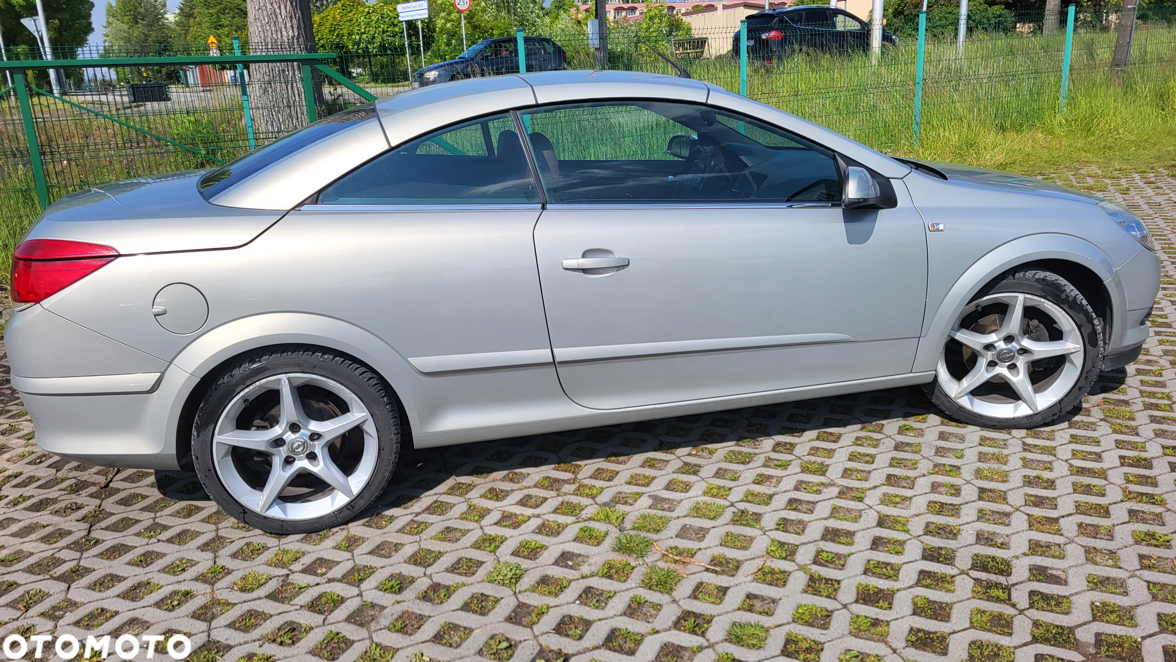 Opel Astra Twin Top 1.8 Cosmo - 25