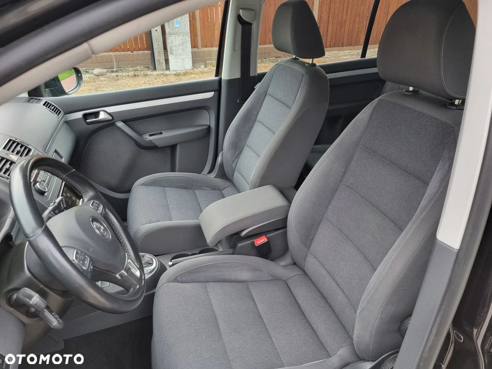 Volkswagen Touran 2.0 TDI DPF DSG STYLE - 12