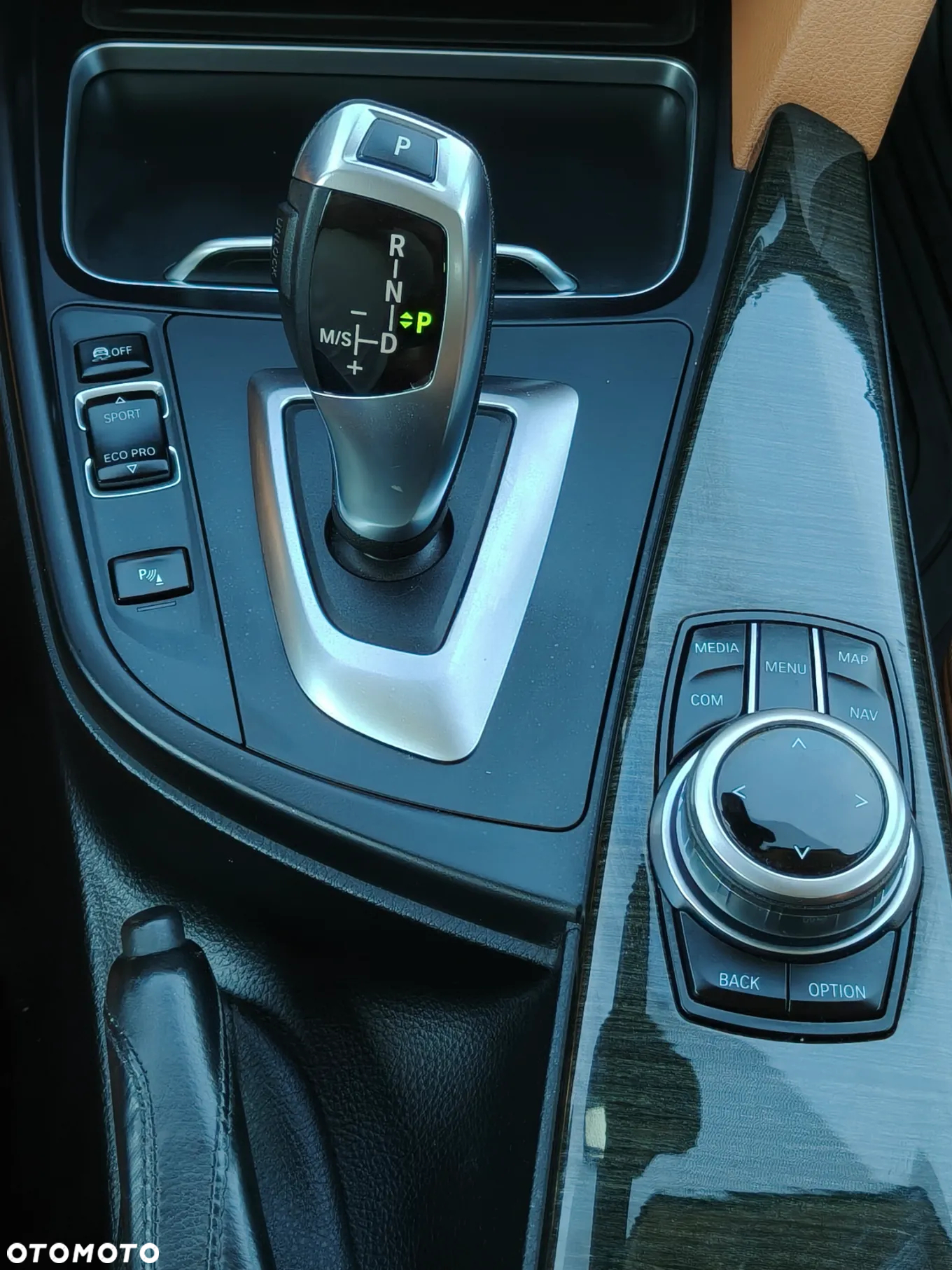 BMW 3GT 320i GT Luxury Line - 21