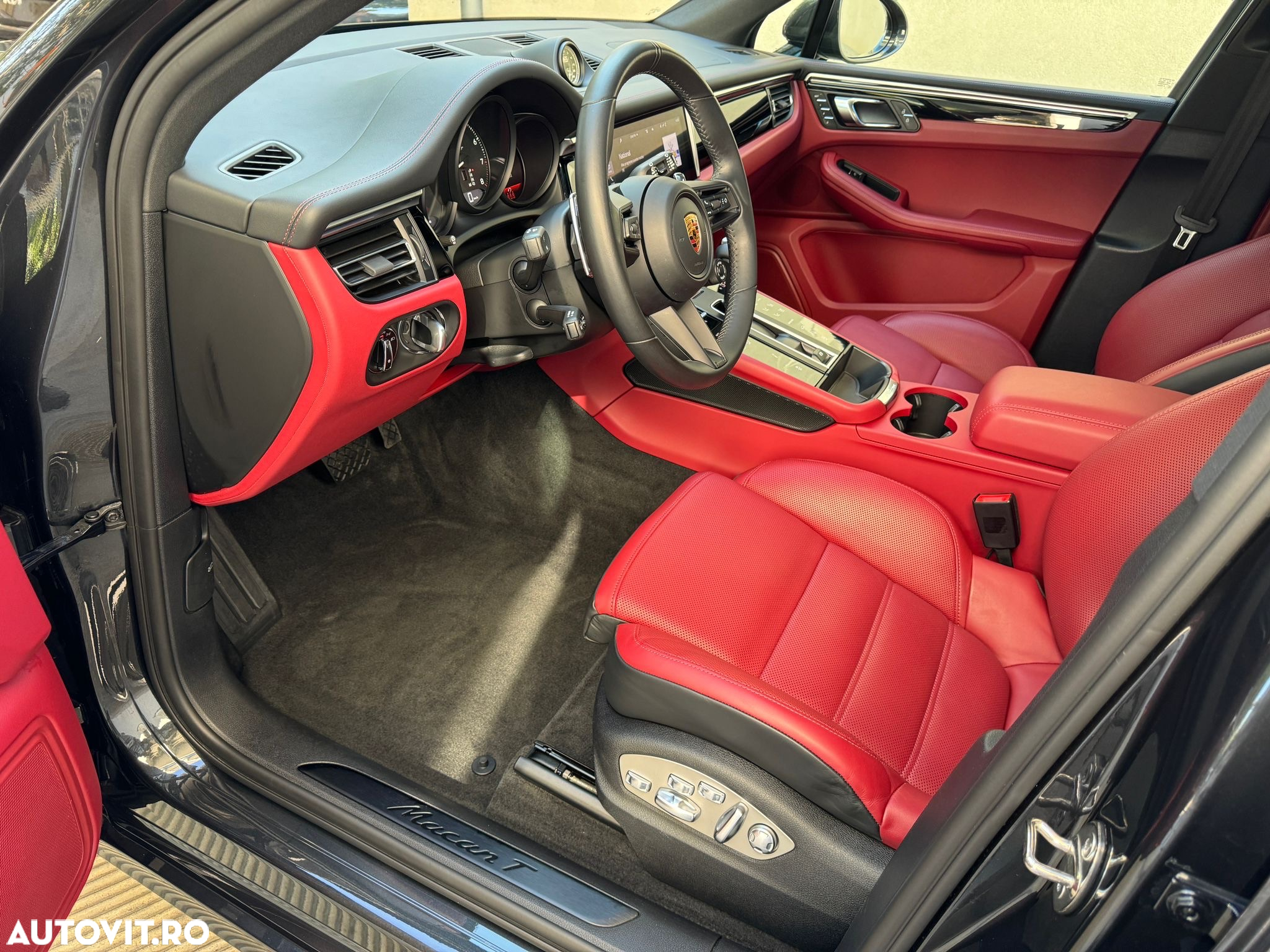 Porsche Macan T - 8
