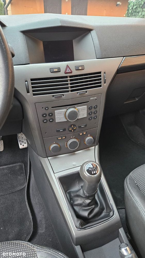 Opel Astra 1.9 CDTI Sport - 9