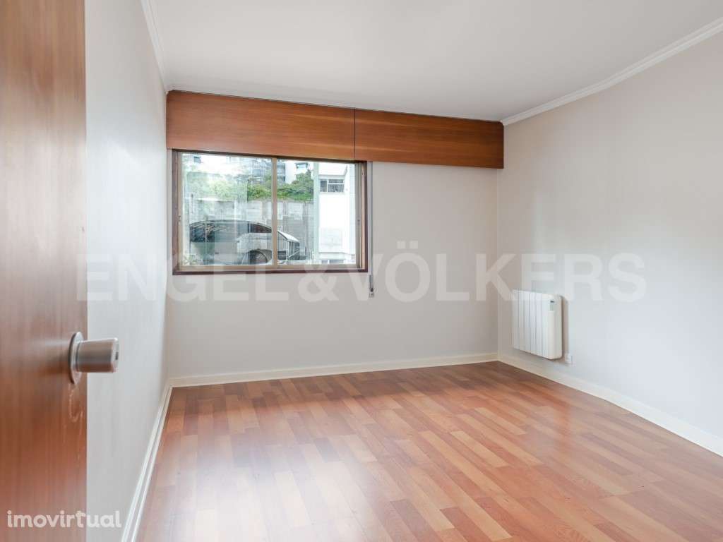 T2 em Condominio Privado com Jardim e Piscina na Estrela - Grande imagem: 4/25