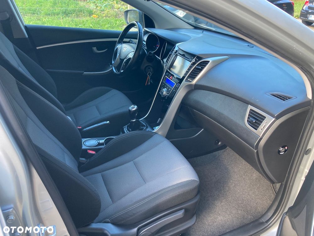Hyundai i30 1.6 GDI BlueDrive Classic - 11