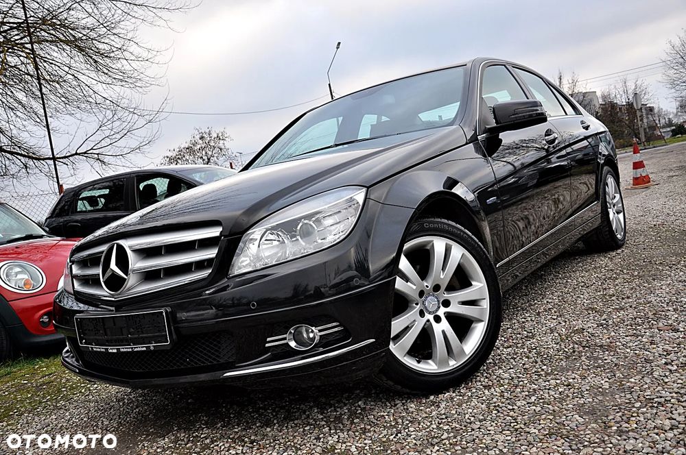 Mercedes-Benz Klasa C 180 Kompressor BlueEFFICIENCY Avantgarde - 2