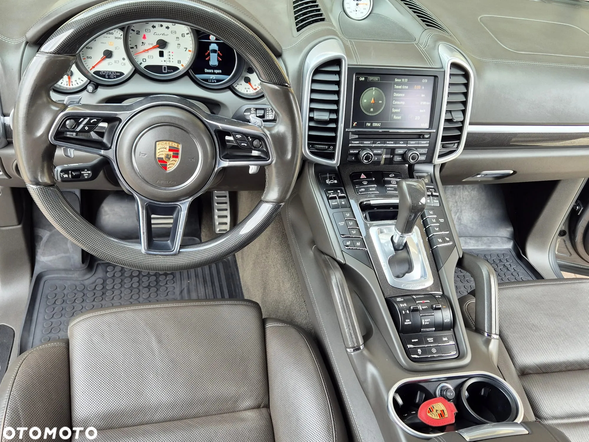 Porsche Cayenne Turbo - 23