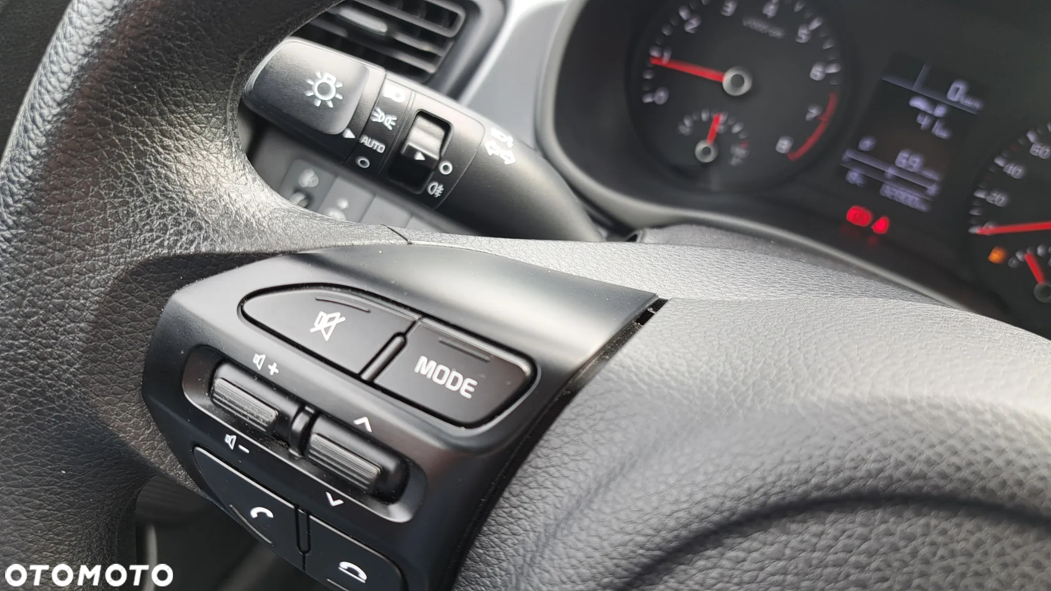 Kia Rio 1.0 T-GDI M DCT - 34
