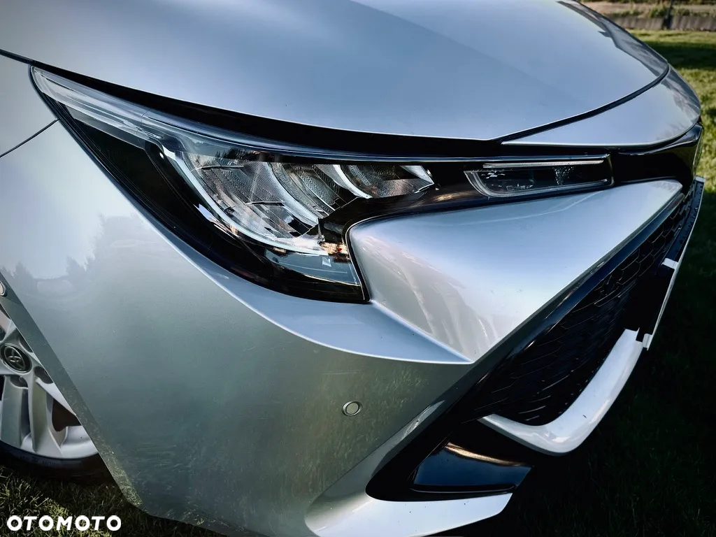 Toyota Corolla 1.8 Hybrid Comfort - 19