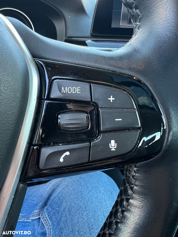 BMW Seria 5 520d AT - 19