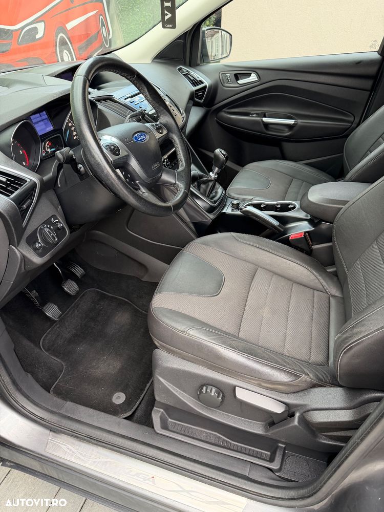 Ford Kuga - 7