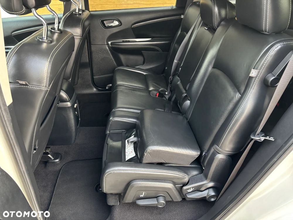 Fiat Freemont 2.0 Multijet 16V DPF Automatik Allrad Lounge - 13