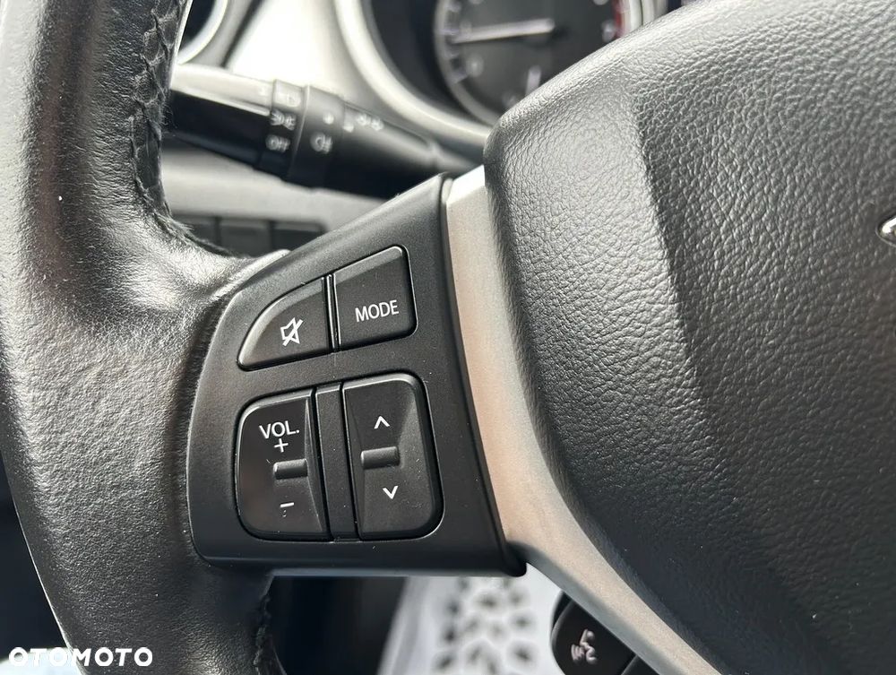 Suzuki Vitara 1.6 Premium 2WD - 27