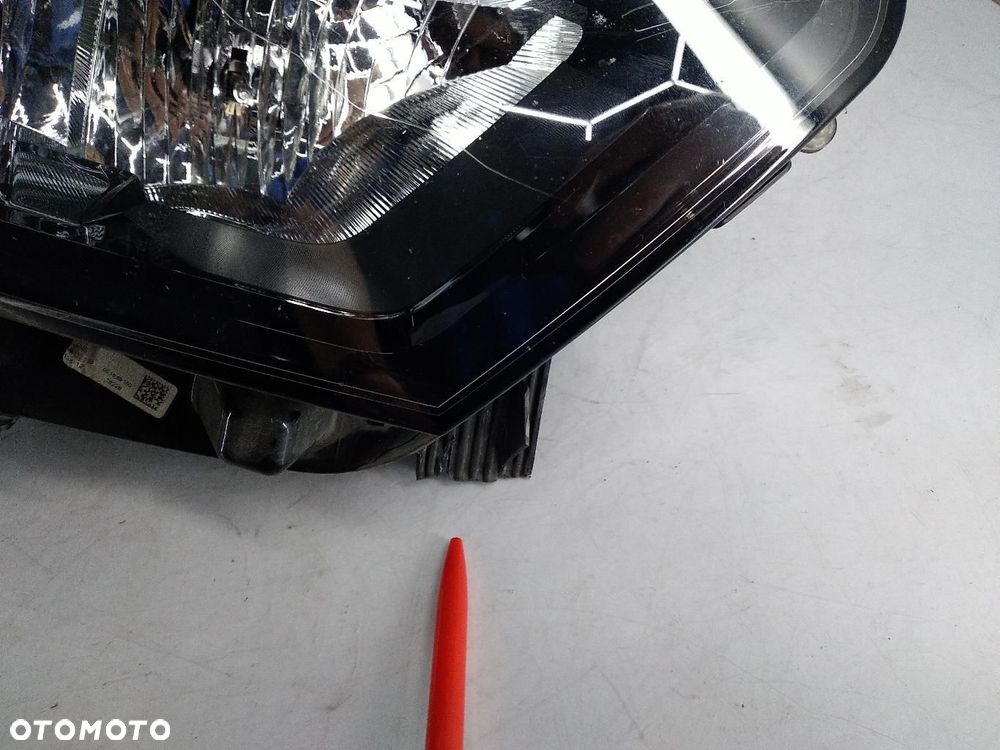 LAMPA PRAWA PRZEDNIA PRZÓD RENAULT MASTER III LIFT 260105567R - 6