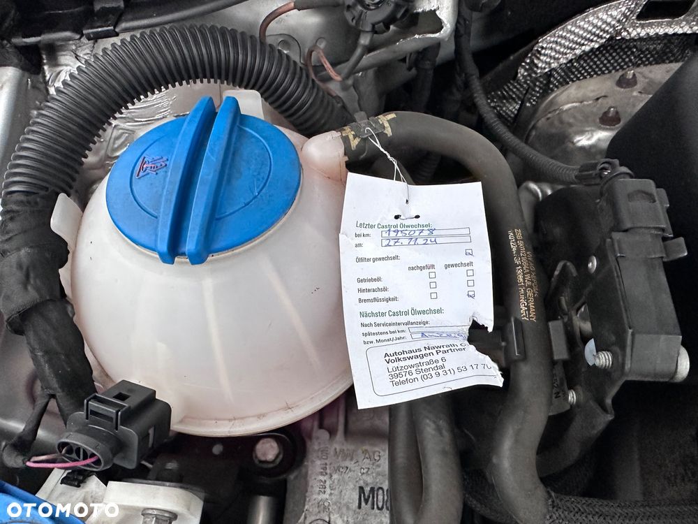 Volkswagen Passat - 24