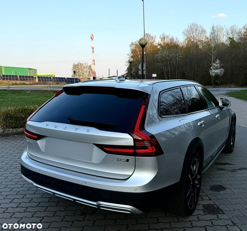 Volvo V90 Cross Country D5 AWD Ocean Race - 6