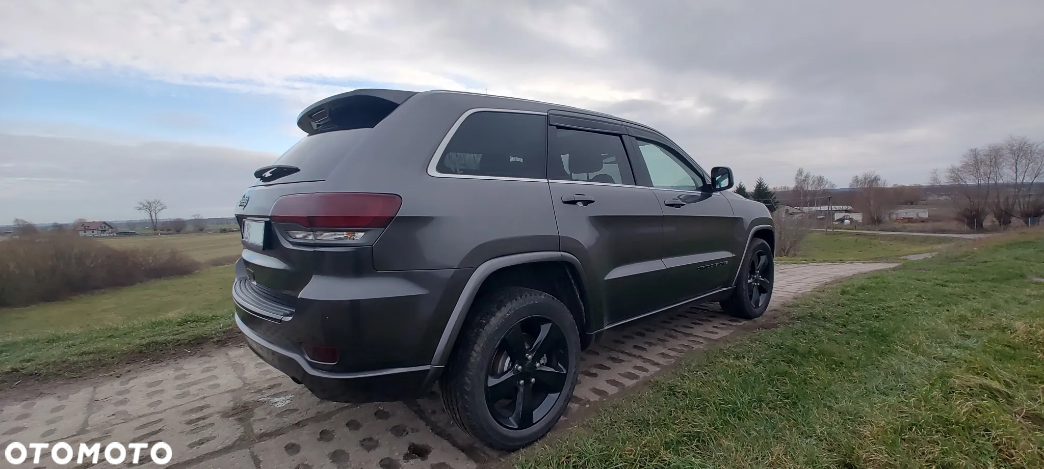 Jeep Grand Cherokee - 4