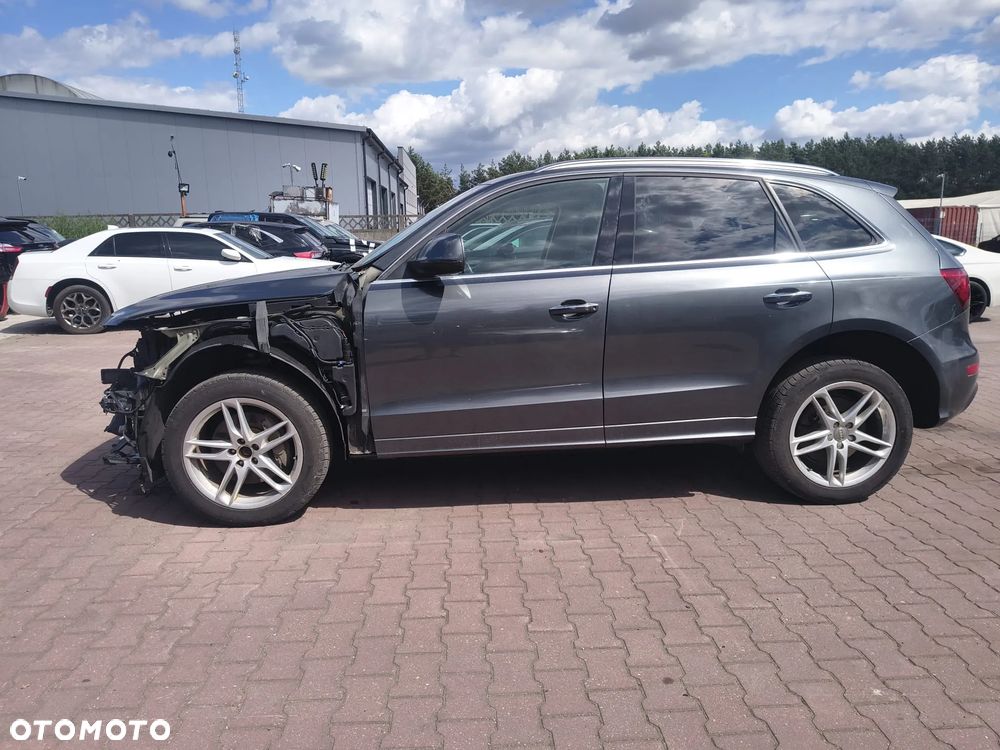 Audi Q5 3.0 TFSI Quattro Tiptronic - 2