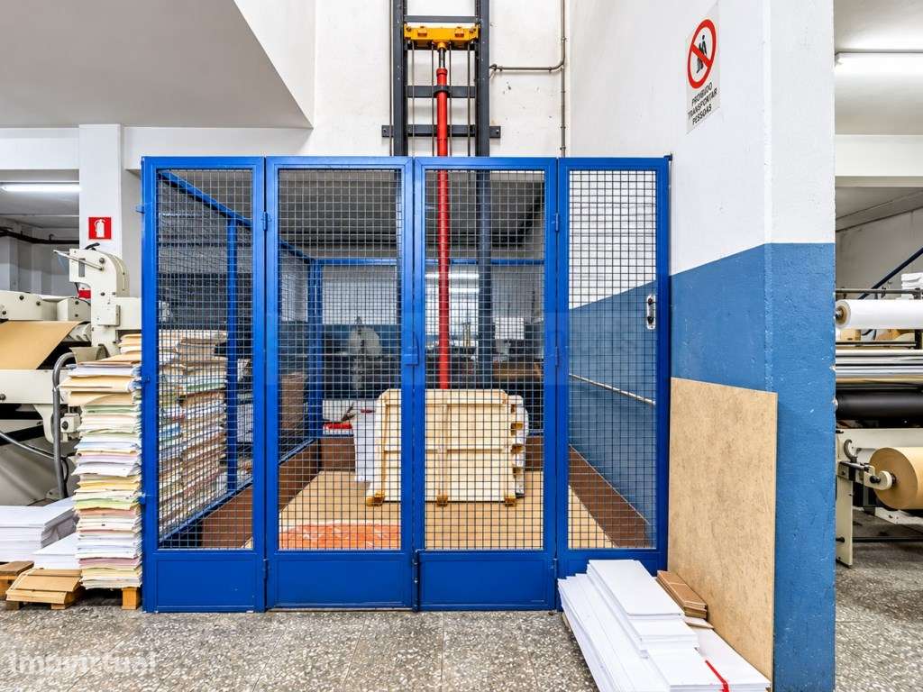 Oportunidade de Investimento | T3 + T1 + Armazém | Braga - Grande imagem: 3/18