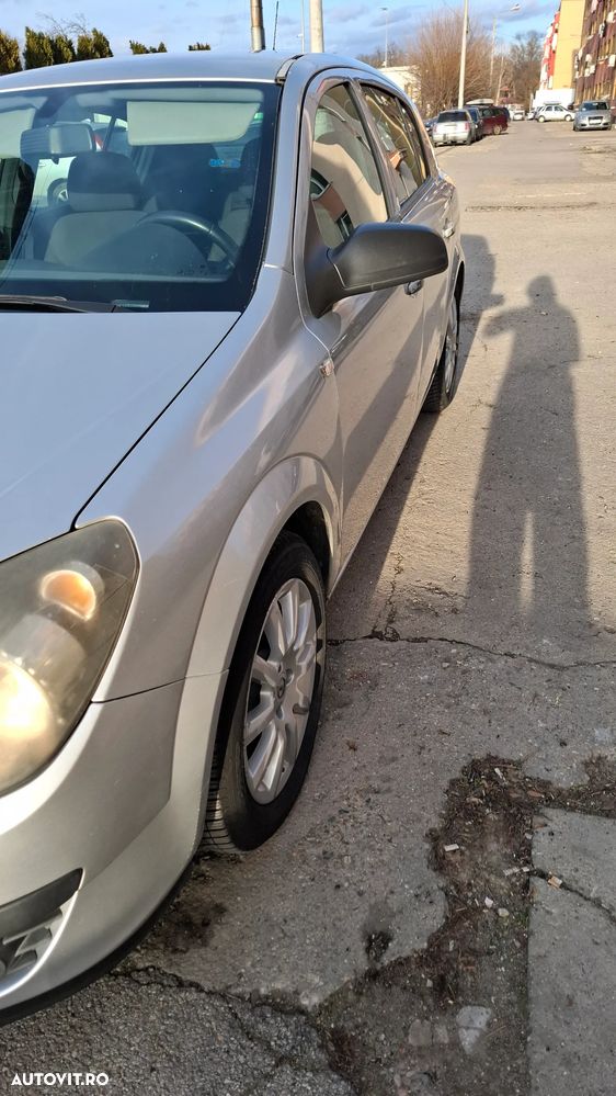 Opel Astra Caravan 1.4i Club - 8