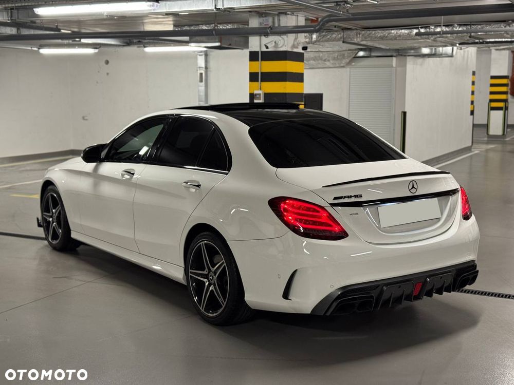 Mercedes-Benz Klasa C 300 9G-TRONIC - 6