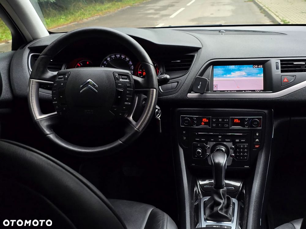 Citroën C5 V6 HDi 240 Biturbo FAP Exclusive - 24