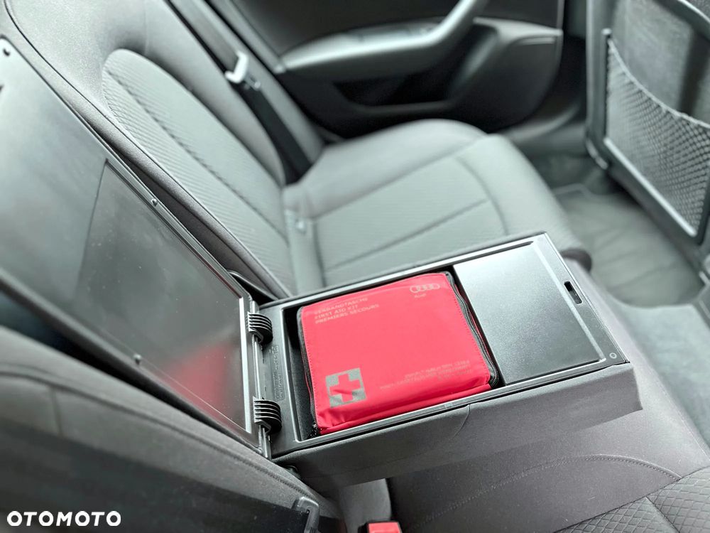 Audi A6 Avant - 29