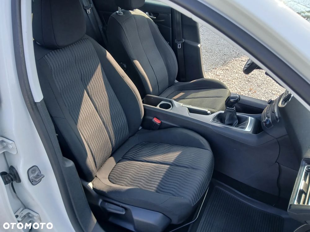 Peugeot 308 1.6 BlueHDi Active S&S - 17