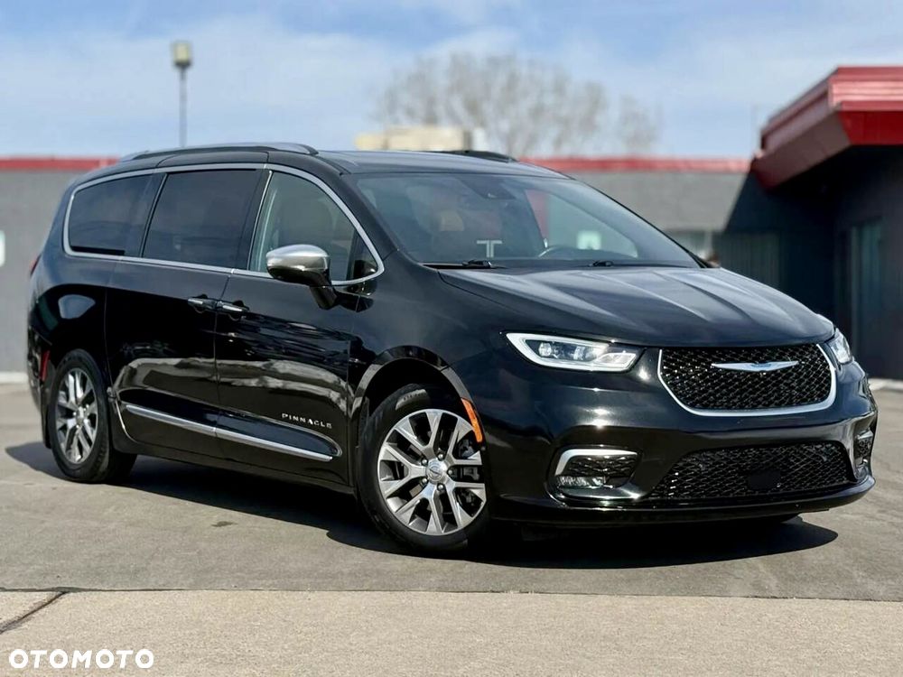 Chrysler Pacifica - 7