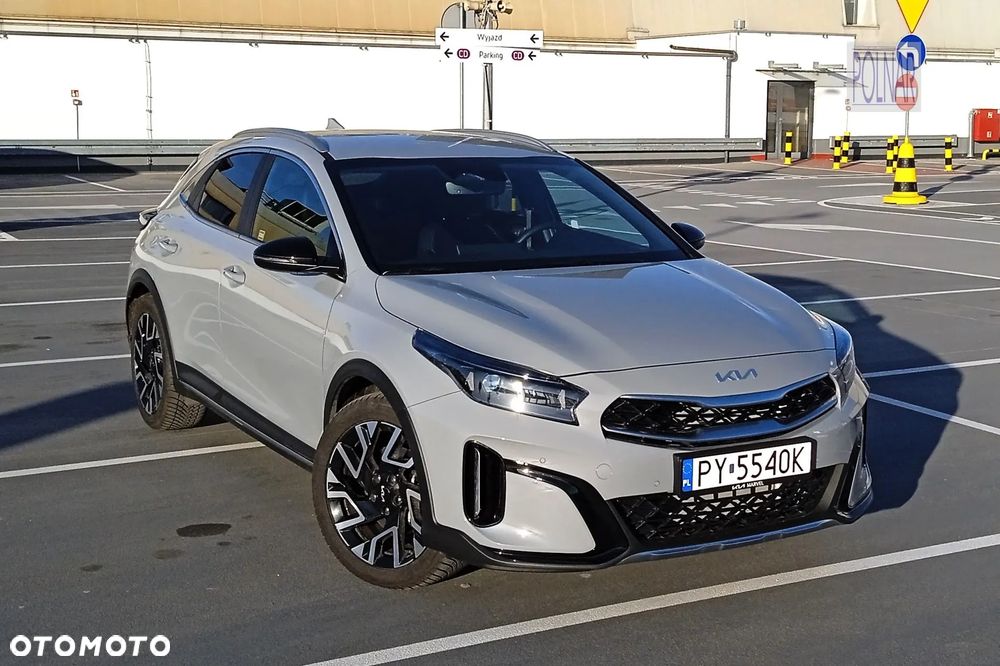 Kia XCeed 1.6 T-GDI Tribute DCT - 3