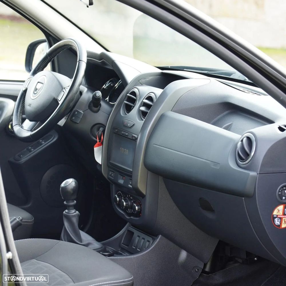 Dacia Duster 1.2 TCe Prestige - 11