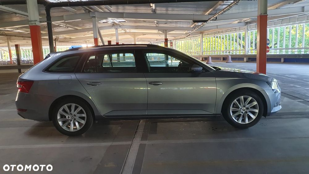Skoda Superb 1.5 TSI ACT Active - 3
