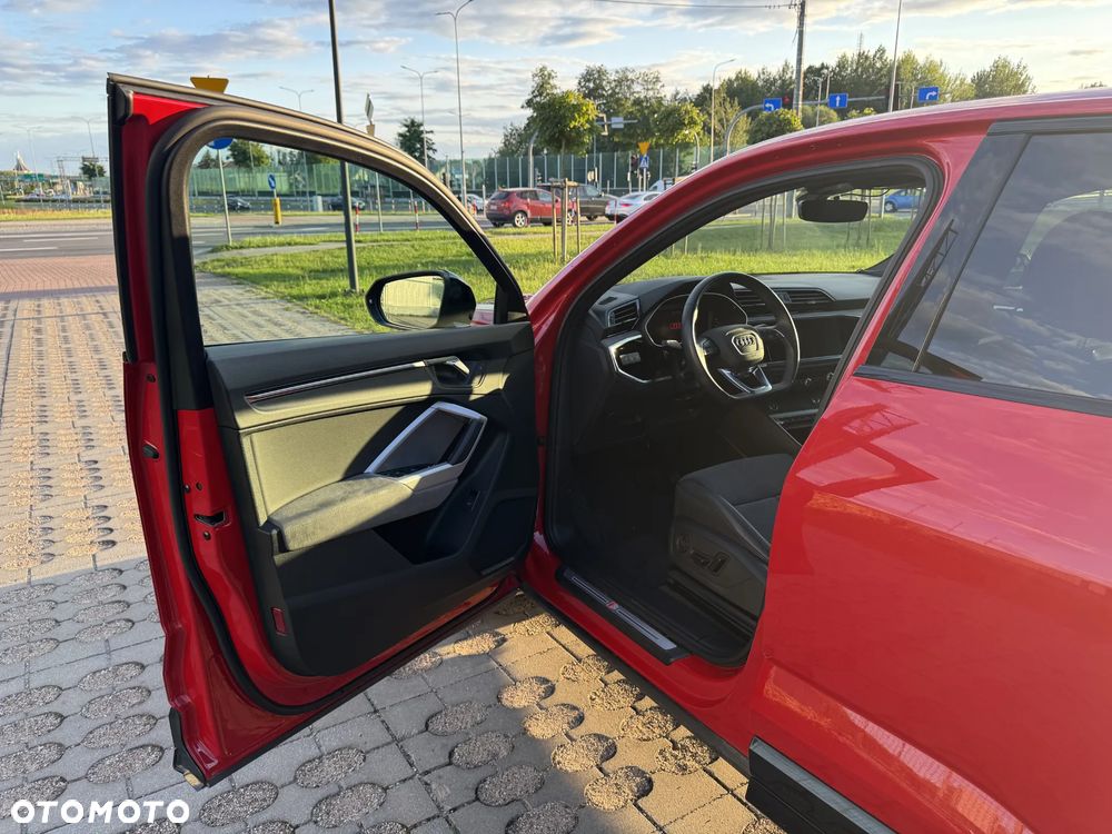 Audi Q3 40 TDI Quattro S Line S tronic - 16