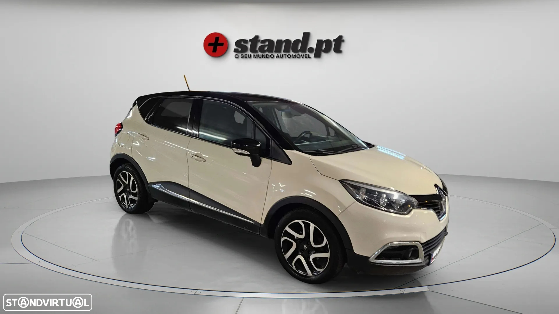Renault Captur 1.5 dCi Exclusive - 4