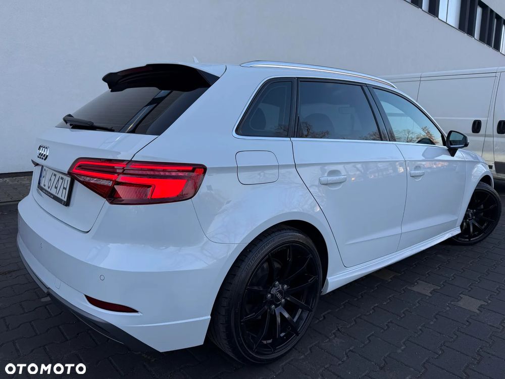 Audi A3 Sportback 2.0 TFSI quattro S tronic design - 4