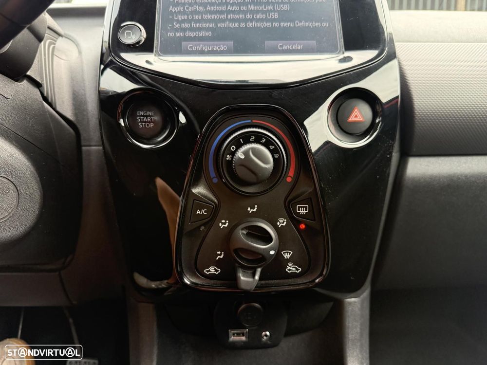 Peugeot 108 1.0 VTi Allure - 23