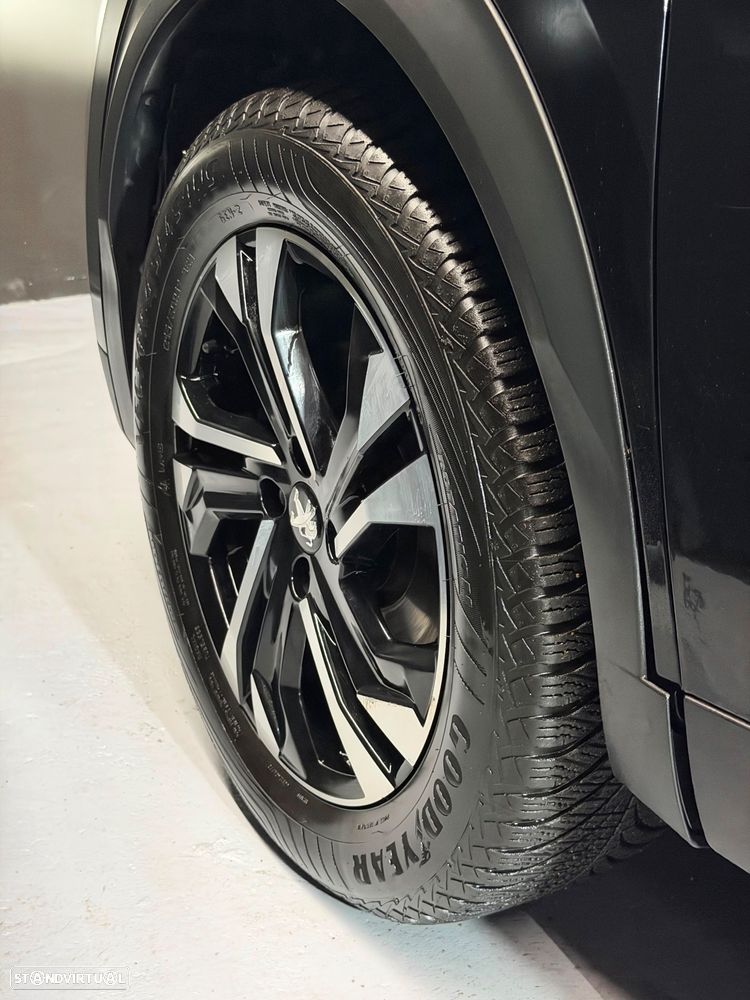 Peugeot 2008 PureTech 130 EAT8 Allure - 6