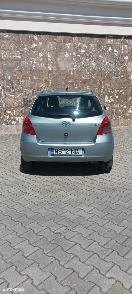 Toyota Yaris 1.4 D-4D Aut Sol - 5