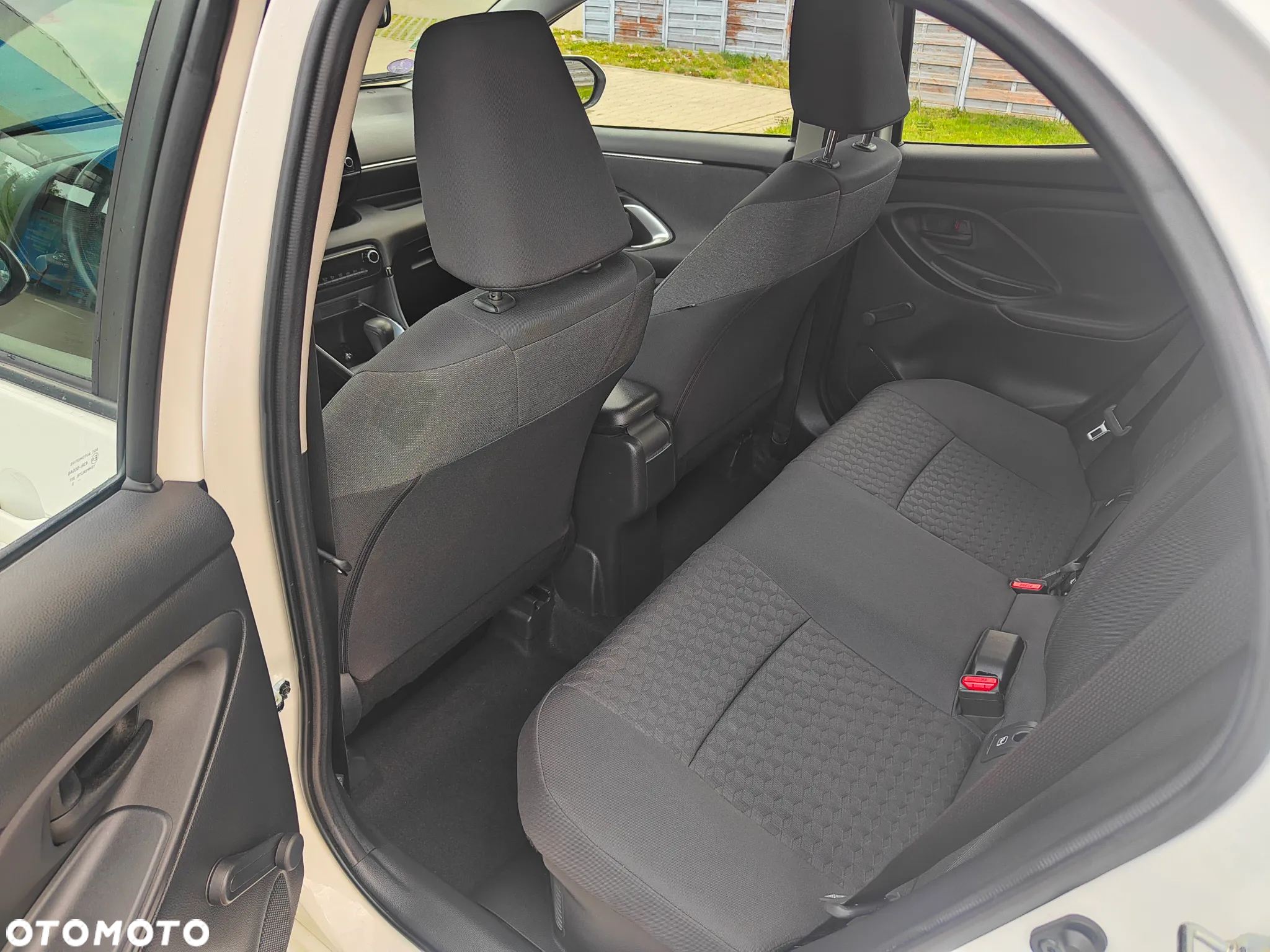 Toyota Yaris Hybrid 1.5 Active - 12